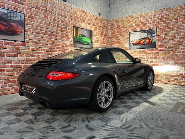 Porsche 911 image 9