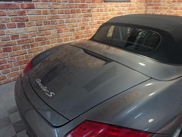 Porsche Boxster image 9