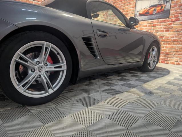 Porsche Boxster image 8