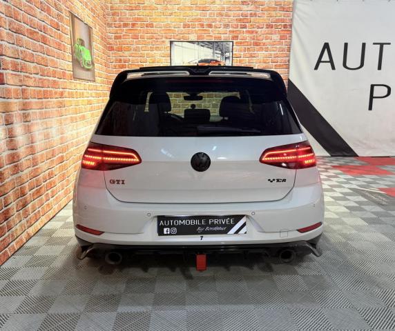 Volkswagen Golf image 1