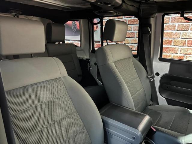 Jeep Wrangler image 7