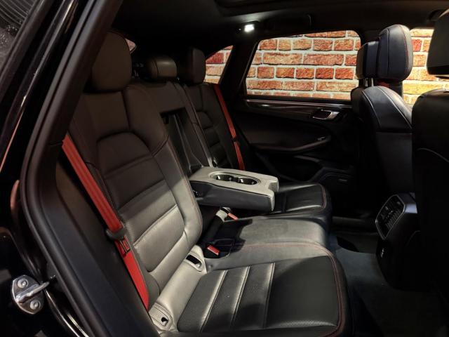 Porsche Macan image 3