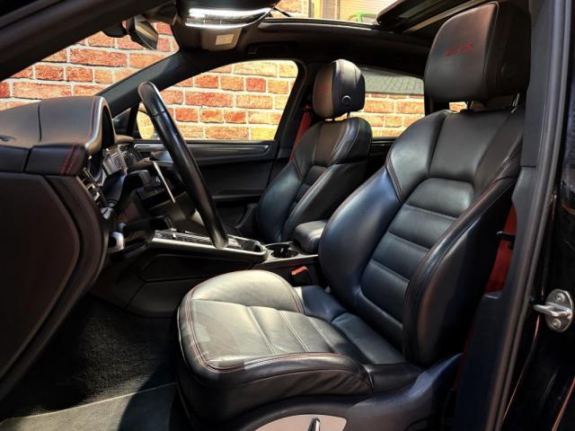 Porsche Macan image 9