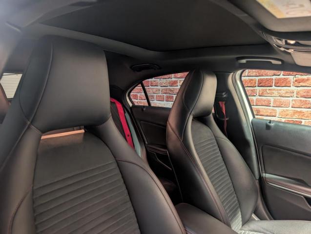 Mercedes Benz A 45 image 9