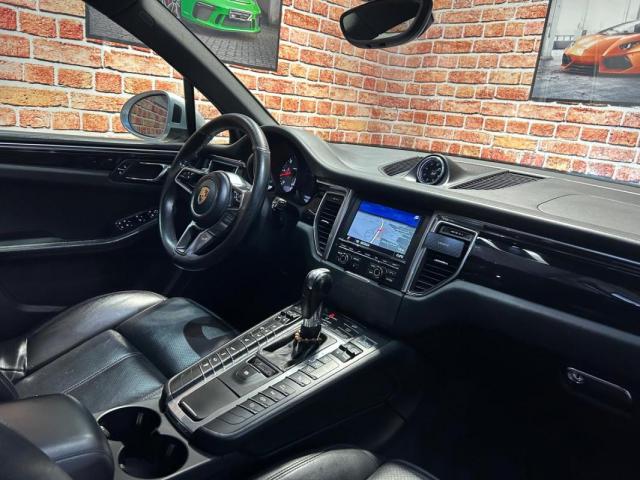 Porsche Macan image 7