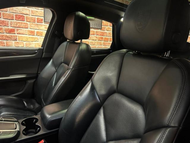 Porsche Macan image 4