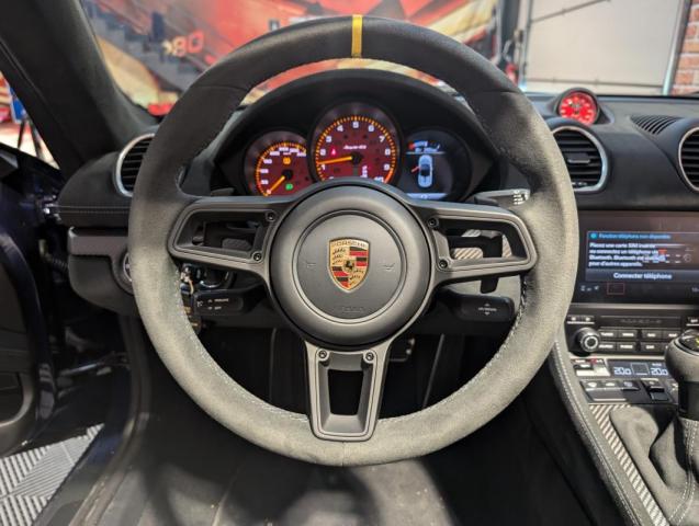 Porsche 718 Boxster image 1