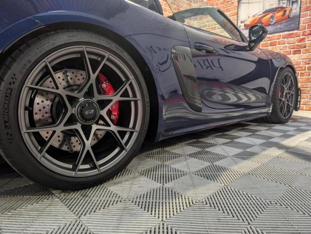 Porsche 718 Boxster image 8