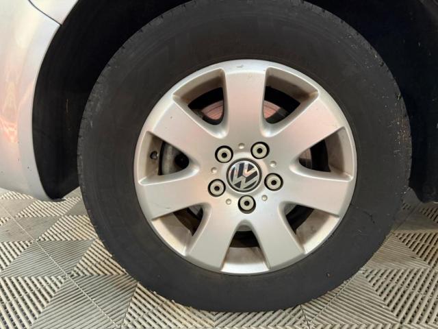 Volkswagen T5 Multivan image 9