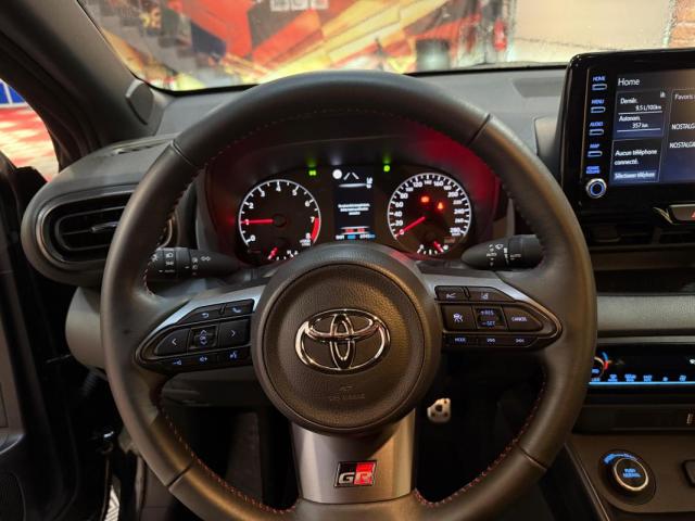 Toyota Yaris image 9