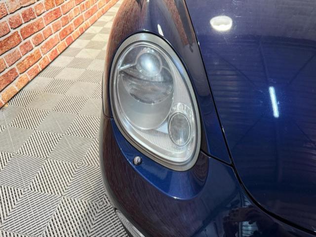 Porsche Boxster image 8