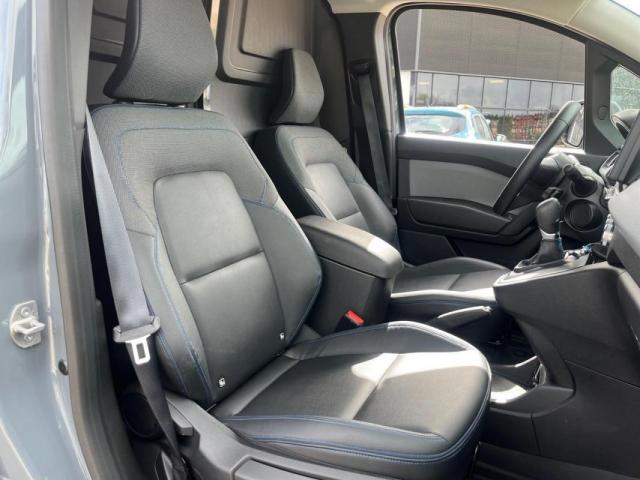 Nissan Townstar image 2