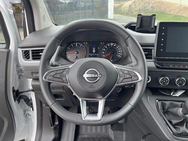 Nissan Townstar image 6