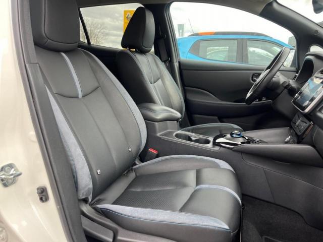 Nissan Leaf image 5