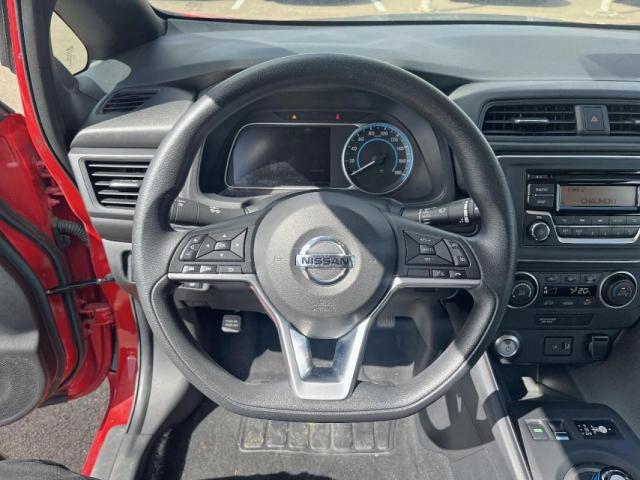 Nissan Leaf image 3