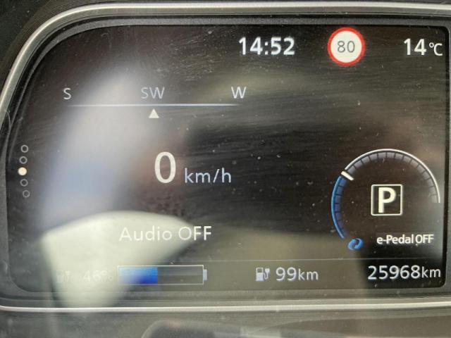 Nissan Leaf image 2