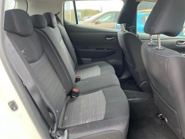 Nissan Leaf image 3