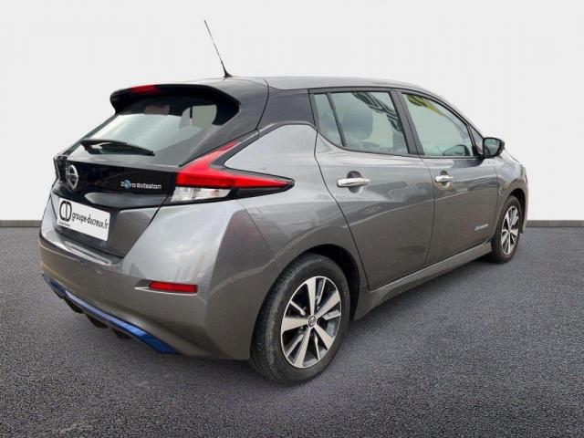 Nissan Leaf image 9