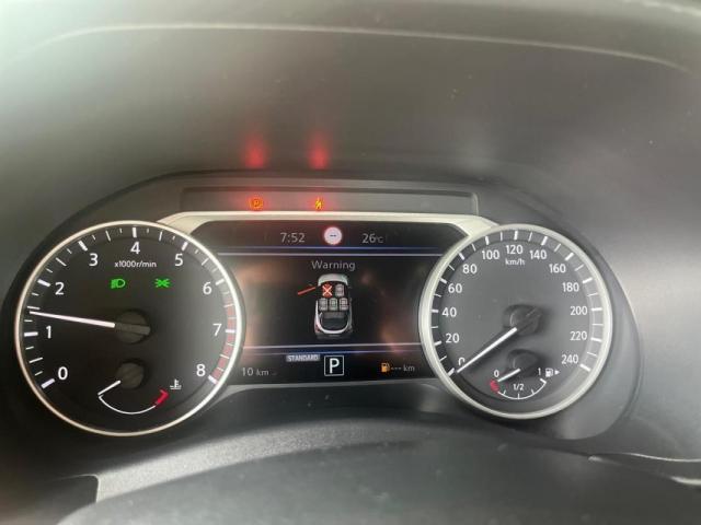 Nissan Juke image 6