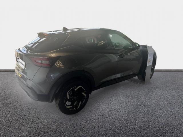 Nissan Juke image 3