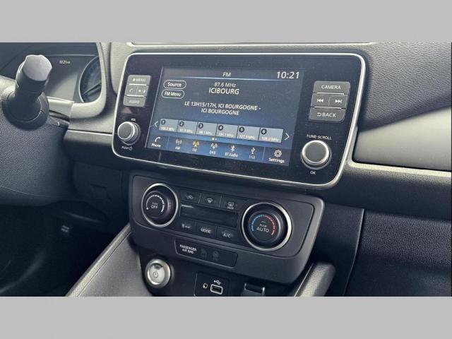 Nissan Leaf image 4