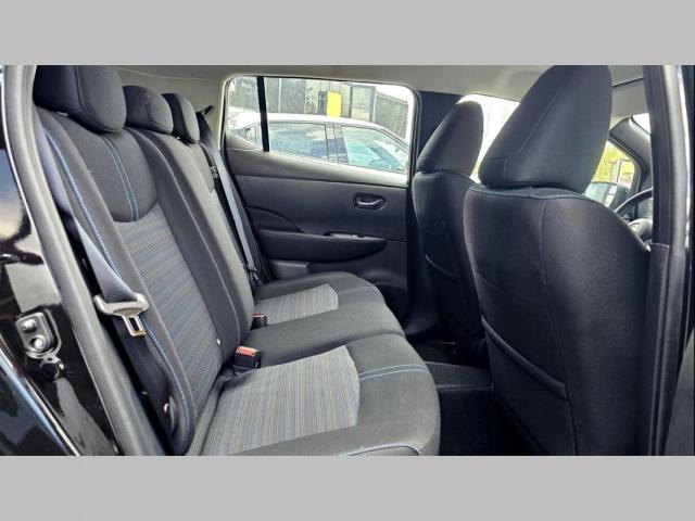 Nissan Leaf image 7