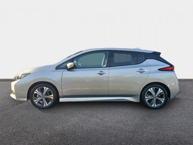 Nissan Leaf image 6