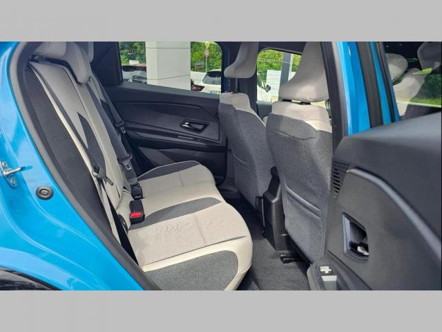 Nissan Micra image 5