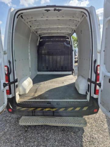 Renault Master image 1