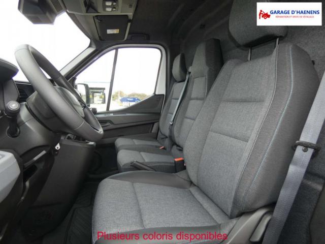 Renault Master image 1