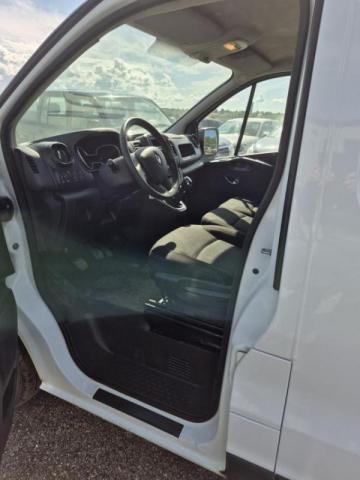 Renault Trafic image 3