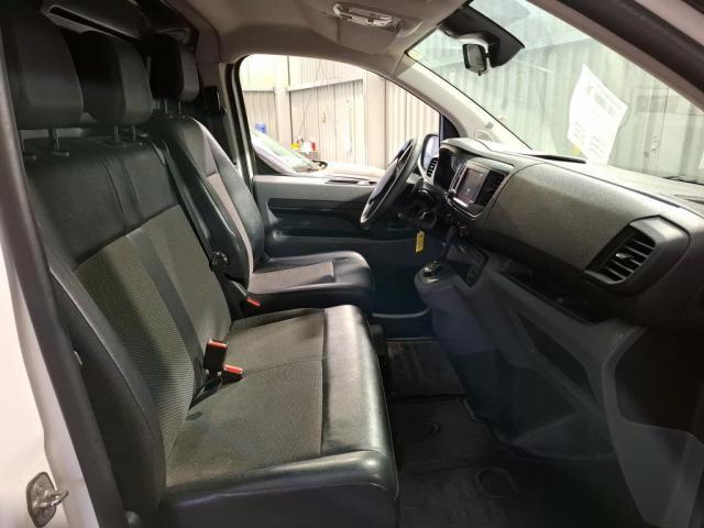 Citroen Jumpy image 2