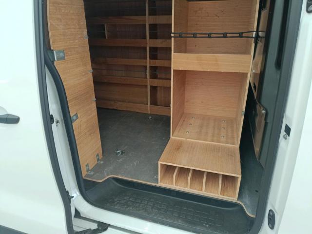 Citroen Jumpy image 3