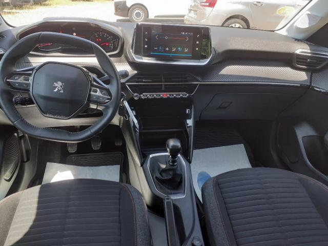 Peugeot 208 image 3