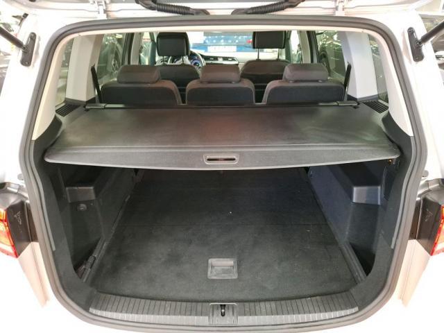 Volkswagen Touran image 1