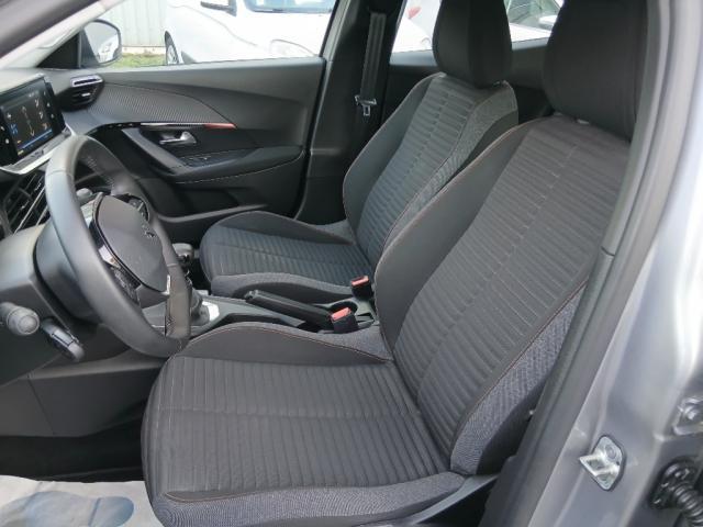 Peugeot 2008 image 3
