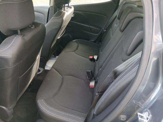 Renault Clio image 6