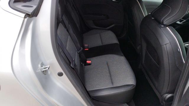 Renault Clio image 4