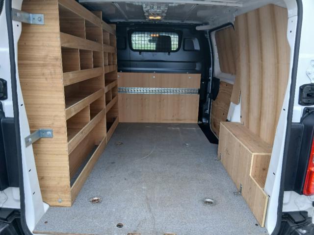 Citroen Jumpy image 3