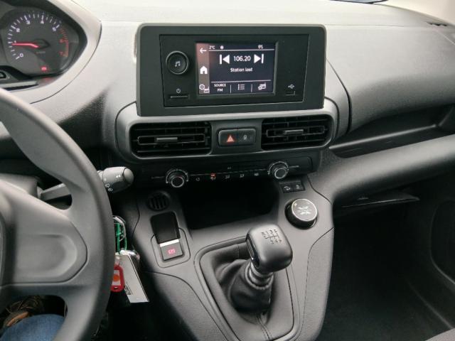 Peugeot Partner image 1