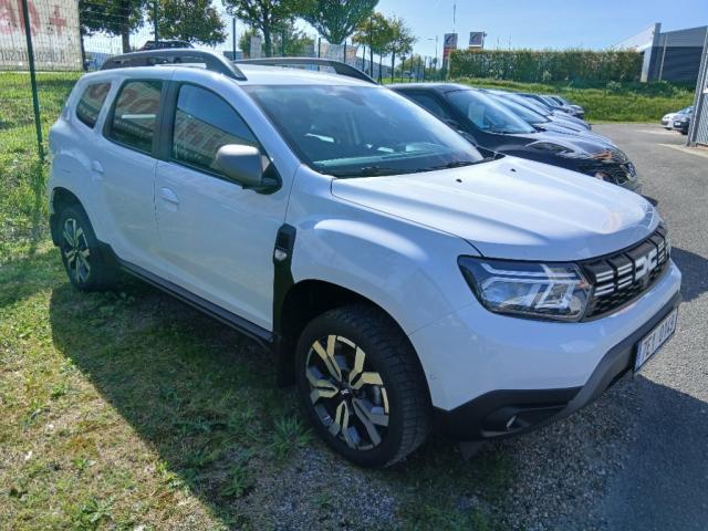 Dacia Duster image 4