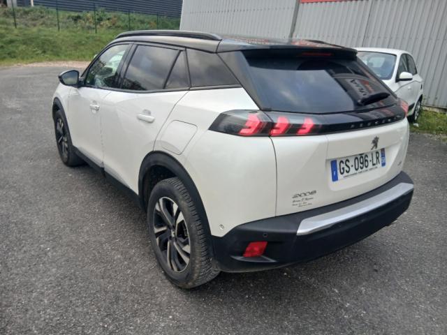 Peugeot 2008 image 2