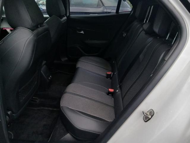 Peugeot 2008 image 5
