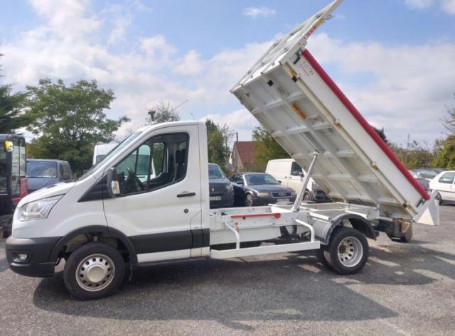 Ford Transit image 1