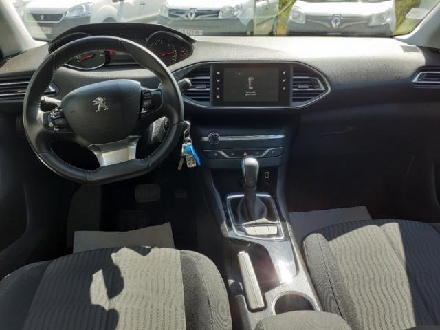 Peugeot 308 image 8