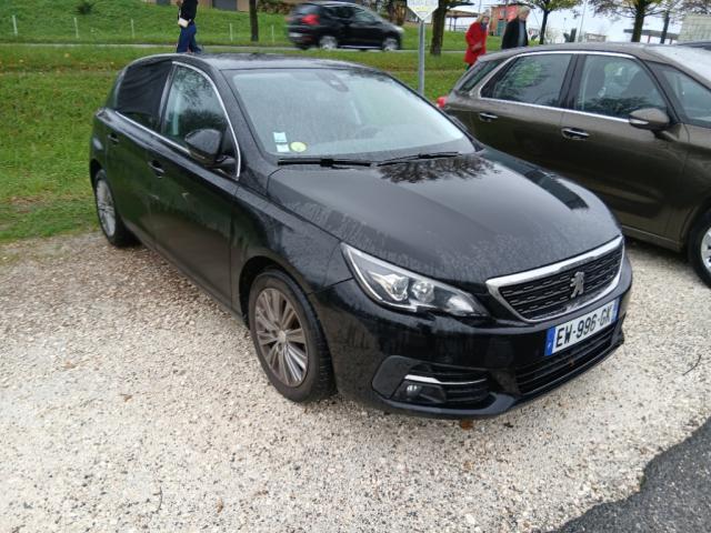 Peugeot 308 image 2