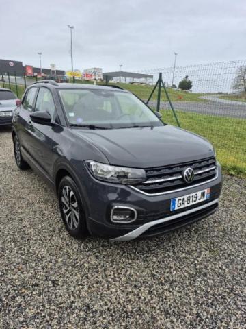 Volkswagen T-Cross image 3