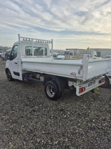 Renault Master image 1