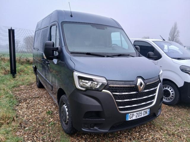 Renault Master image 2
