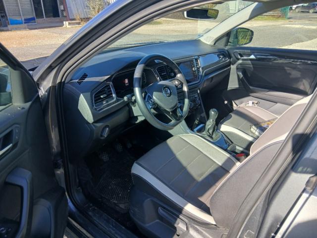 Volkswagen T-Roc image 2